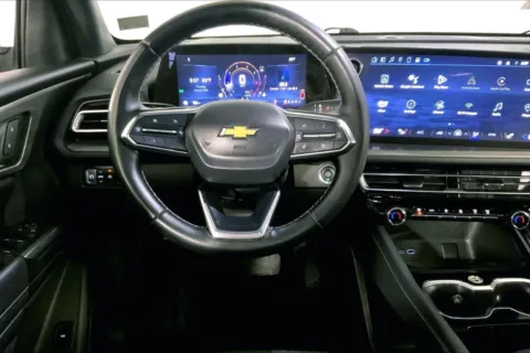 More photos of 2024 Chevrolet Traverse LT at Cable Dahmer Chevrolet of Kansas City, MO