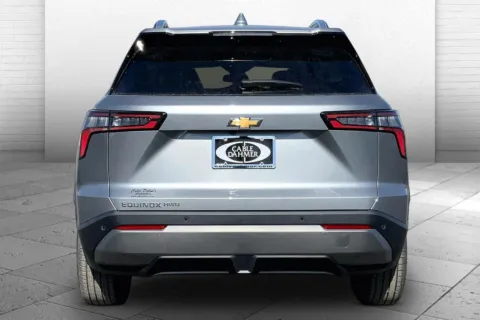 More photos of 2026 Chevrolet Equinox LT at Cable Dahmer Chevrolet of Kansas City, MO