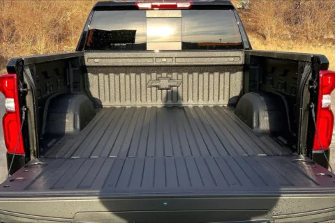 More photos of 2026 Chevrolet Silverado 1500 LT Trail Boss at Cable Dahmer Chevrolet of Kansas City, MO