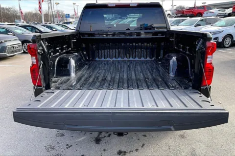 More photos of 2021 Dodge Challenger R/T Scat Pack Widebody at Cable Dahmer Chevrolet of Kansas City, MO