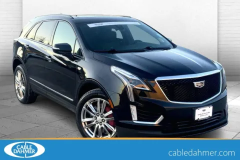 Black 2022 Cadillac XT5 Sport for sale in Kansas City, MO