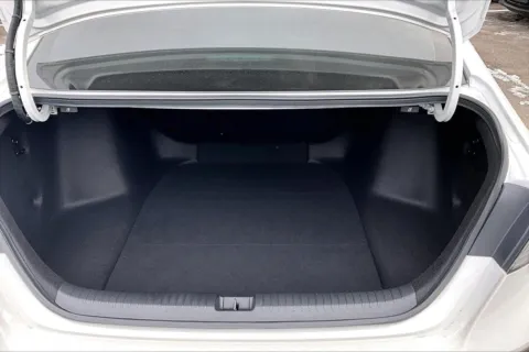 More photos of 2024 Honda Accord Hybrid Touring at Cable Dahmer Chevrolet of Kansas City, MO