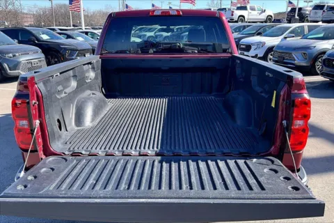 More photos of 2015 Chevrolet Silverado 1500 LT at Cable Dahmer Chevrolet of Kansas City, MO