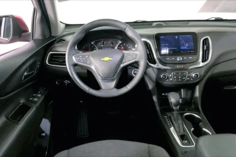 More photos of 2024 Chevrolet Equinox LT at Cable Dahmer Chevrolet of Kansas City, MO