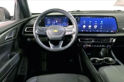 More photos of 2024 Chevrolet Traverse LT at Cable Dahmer Chevrolet of Kansas City, MO