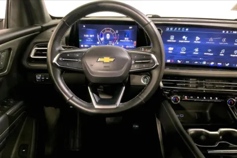 More photos of 2024 Chevrolet Traverse LT at Cable Dahmer Chevrolet of Kansas City, MO