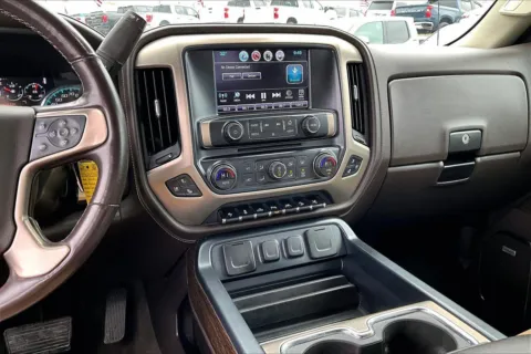 More photos of 2017 GMC Sierra 1500 Denali at Cable Dahmer Chevrolet of Kansas City, MO
