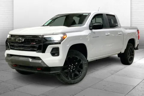 Photos of 2025 Chevrolet Colorado 4WD Z71 for sale in Kansas City, MO at Cable Dahmer Chevrolet of Kansas City
