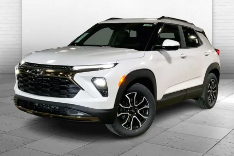Photos of 2025 Chevrolet Trailblazer ACTIV for sale in Kansas City, MO at Cable Dahmer Chevrolet of Kansas City