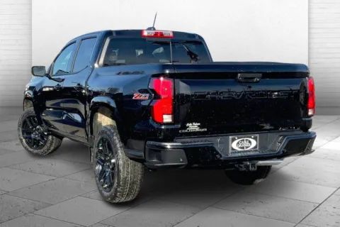 Another view of 2025 Chevrolet Colorado 4WD Z71 for sale in Kansas City, MO at Cable Dahmer Chevrolet of Kansas City