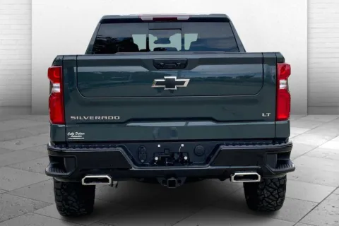 More photos of 2025 Chevrolet Silverado 1500 LT Trail Boss at Cable Dahmer Chevrolet of Kansas City, MO
