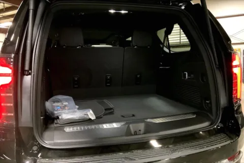 More photos of 2025 Chevrolet Suburban Premier at Cable Dahmer Chevrolet of Kansas City, MO