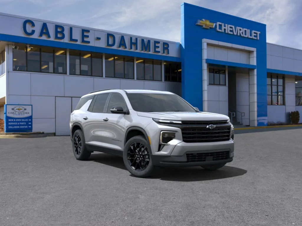 2025 Chevrolet Traverse LT