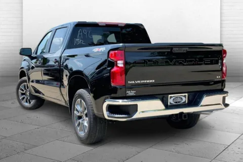 Another view of 2025 Chevrolet Silverado 1500 LT for sale in Kansas City, MO at Cable Dahmer Chevrolet of Kansas City