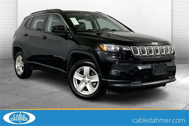 Black 2022 Jeep Compass Latitude for sale in Kansas City, MO
