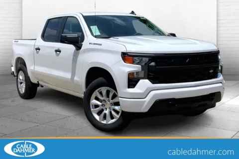 White 2025 Chevrolet Silverado 1500 Custom for sale in Kansas City, MO