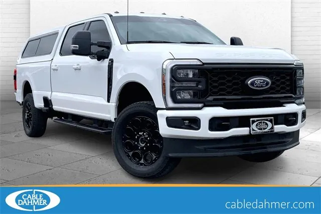 White 2024 Ford Super Duty F-250 SRW XLT for sale in Kansas City, MO