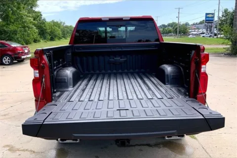 More photos of 2025 Chevrolet Silverado 1500 LT Trail Boss at Cable Dahmer Chevrolet of Kansas City, MO