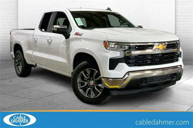 White 2025 Chevrolet Silverado 1500 LT for sale in Kansas City, MO