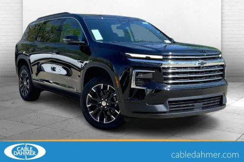 Black 2025 Chevrolet Traverse AWD LT for sale in Kansas City, MO