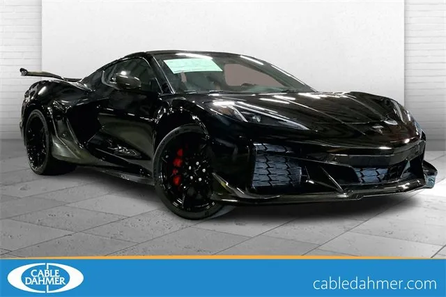 Black 2025 Chevrolet Corvette Z06 3LZ for sale in Kansas City, MO