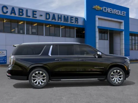 More photos of 2025 Chevrolet Suburban Premier at Cable Dahmer Chevrolet of Kansas City, MO