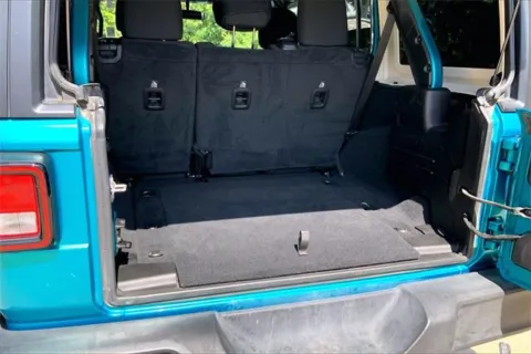 More photos of 2019 Jeep Wrangler Unlimited Sport S at Cable Dahmer Chevrolet of Kansas City, MO