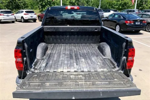 More photos of 2015 Chevrolet Silverado 1500 LT at Cable Dahmer Chevrolet of Kansas City, MO