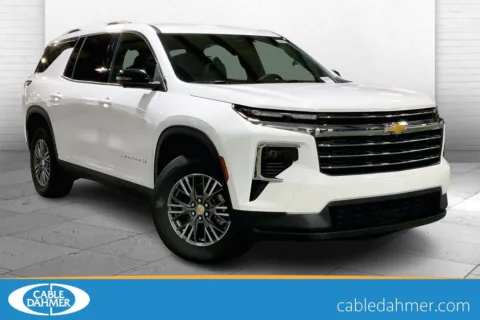 White 2025 Chevrolet Traverse FWD LT for sale in Kansas City, MO