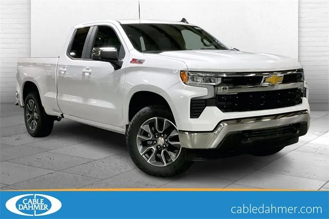 White 2025 Chevrolet Silverado 1500 LT for sale in Kansas City, MO
