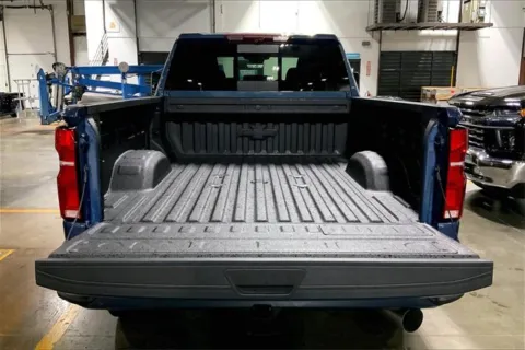 More photos of 2025 Chevrolet Silverado 2500 HD High Country at Cable Dahmer Chevrolet of Kansas City, MO