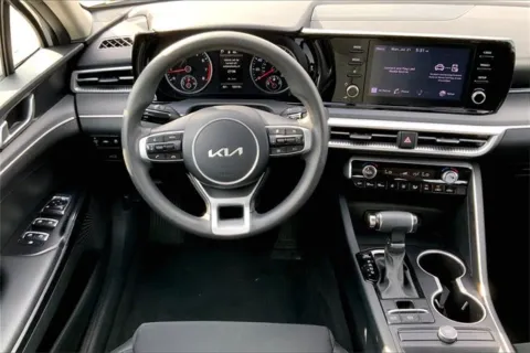 More photos of 2022 Kia K5 LXS at Cable Dahmer Chevrolet of Kansas City, MO
