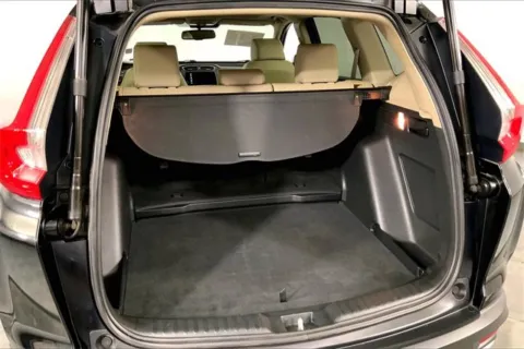 More photos of 2018 Honda CR-V Touring at Cable Dahmer Chevrolet of Kansas City, MO