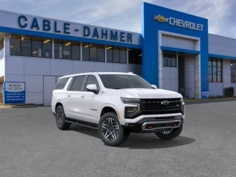 White 2025 Chevrolet Suburban Z71 for sale in Kansas City, MO