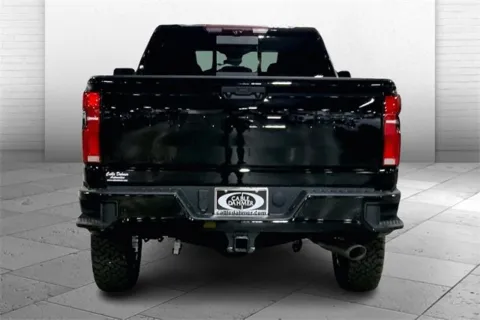 More photos of 2025 Chevrolet Silverado 2500 HD LTZ at Cable Dahmer Chevrolet of Kansas City, MO