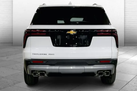 More photos of 2026 Chevrolet Traverse AWD LT at Cable Dahmer Chevrolet of Kansas City, MO