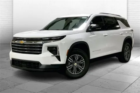 Photos of 2026 Chevrolet Traverse LT for sale in Kansas City, MO at Cable Dahmer Chevrolet of Kansas City