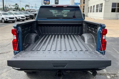 More photos of 2025 Chevrolet Silverado 2500 HD Custom at Cable Dahmer Chevrolet of Kansas City, MO