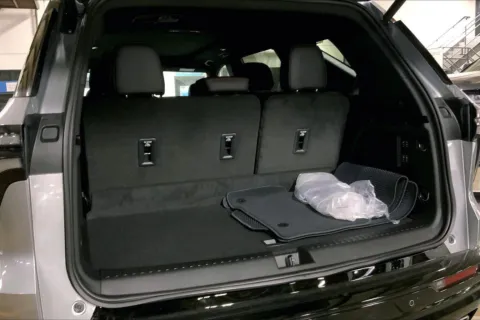 More photos of 2026 Chevrolet Traverse AWD RS at Cable Dahmer Chevrolet of Kansas City, MO
