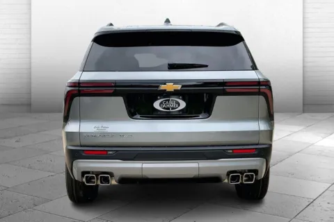 More photos of 2026 Chevrolet Traverse AWD LT at Cable Dahmer Chevrolet of Kansas City, MO