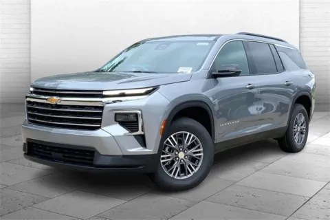 Photos of 2026 Chevrolet Traverse LT for sale in Kansas City, MO at Cable Dahmer Chevrolet of Kansas City