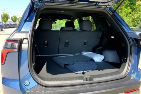 More photos of 2026 Chevrolet Equinox LT at Cable Dahmer Chevrolet of Kansas City, MO