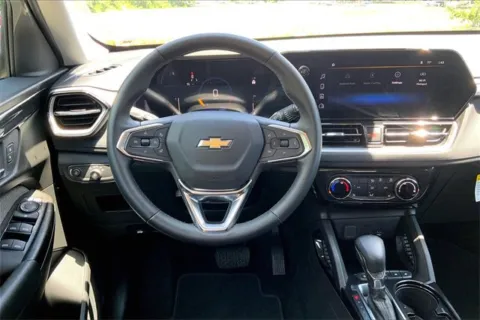 More photos of 2024 Chevrolet Trailblazer LT at Cable Dahmer Chevrolet of Kansas City, MO