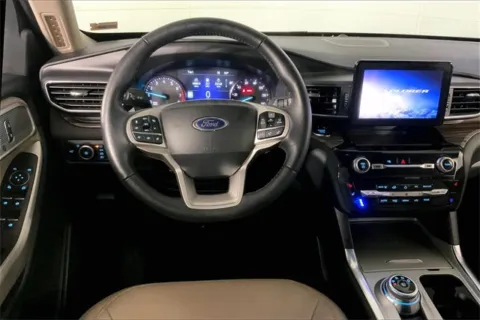 More photos of 2023 Ford Explorer Limited at Cable Dahmer Chevrolet of Kansas City, MO