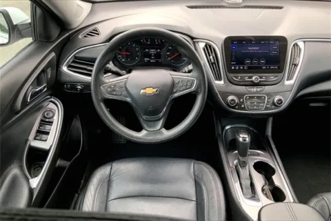 More photos of 2020 Chevrolet Malibu LT at Cable Dahmer Chevrolet of Kansas City, MO