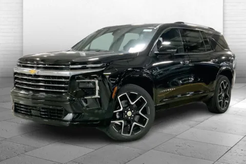 Photos of 2026 Chevrolet Traverse AWD High Country for sale in Kansas City, MO at Cable Dahmer Chevrolet of Kansas City