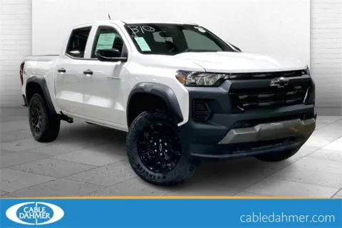 White 2026 Chevrolet Colorado Trail Boss for sale in Kansas City, MO