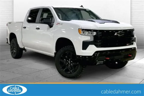 White 2025 Chevrolet Silverado 1500 LT Trail Boss for sale in Kansas City, MO