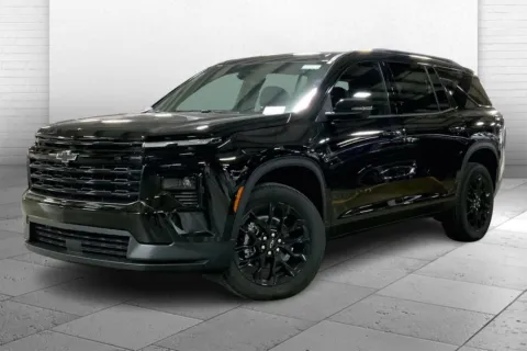 Photos of 2026 Chevrolet Traverse AWD LT for sale in Kansas City, MO at Cable Dahmer Chevrolet of Kansas City