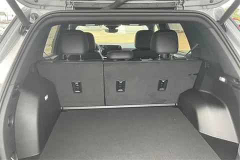 More photos of 2026 Chevrolet Equinox RS at Cable Dahmer Chevrolet of Kansas City, MO